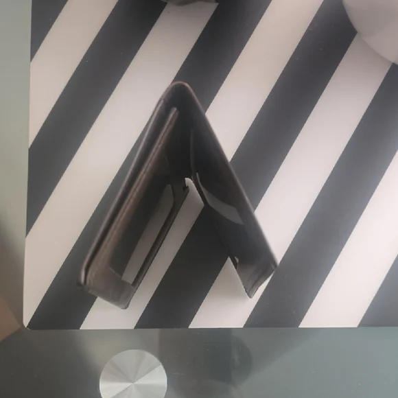 Burberry Green and Red Plaid Wallet Card Holder Great Condition Authentic - Picture 5 of 10